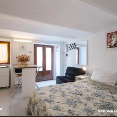 Apartmán Location Turistic Monolocale Nel Parco Del Santuario Asti Exteriér fotografie